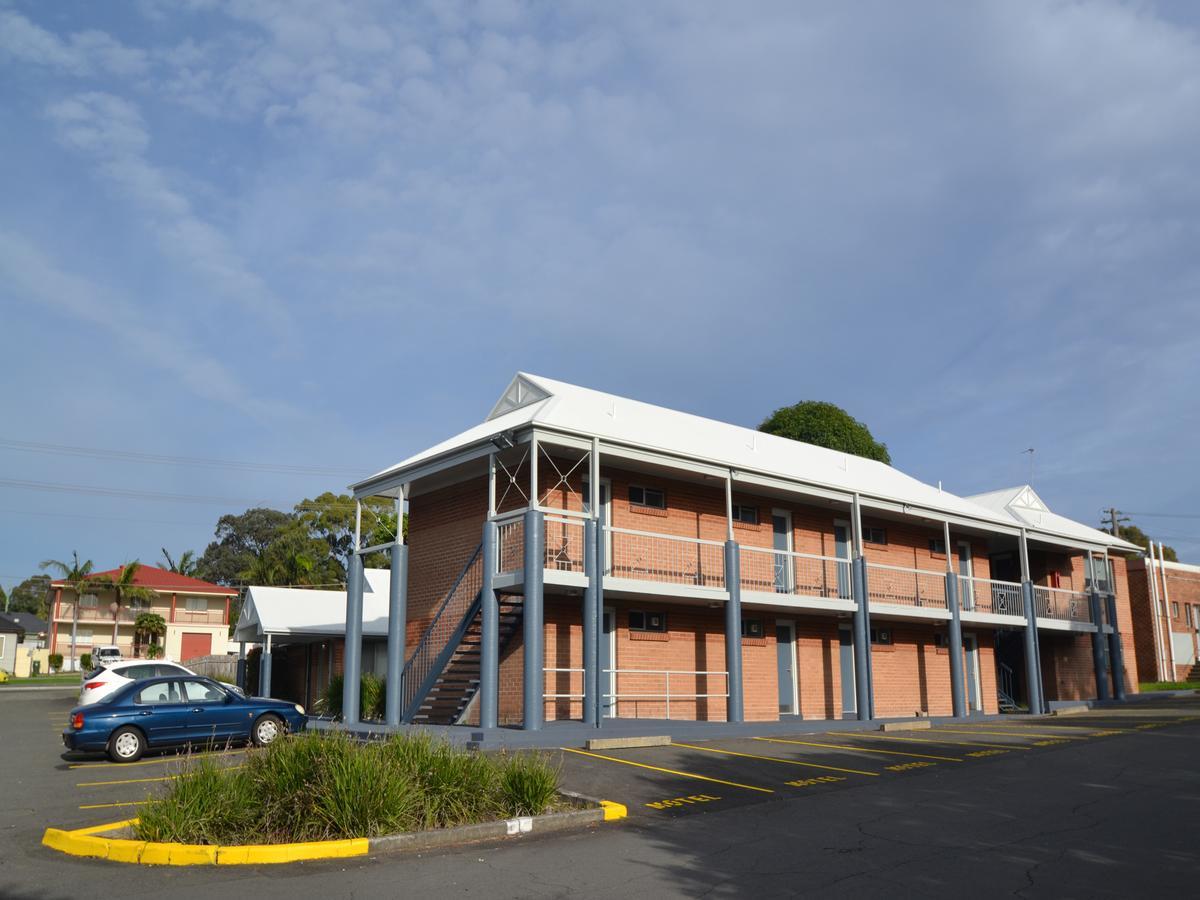 The Oaks Hotel Motel Albion Park Экстерьер фото